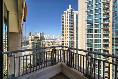 2 Bedroom Flat for Sale in Downtown Dubai, Dubai - Vacant | Fountain Views | Prime Location