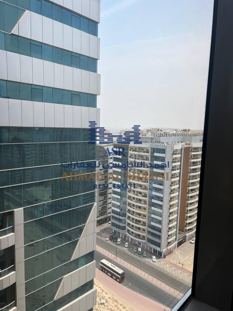 4 Sahara tower 3 1905 3bed+maid 2parking 3 wash room 80000 rent21. jpg