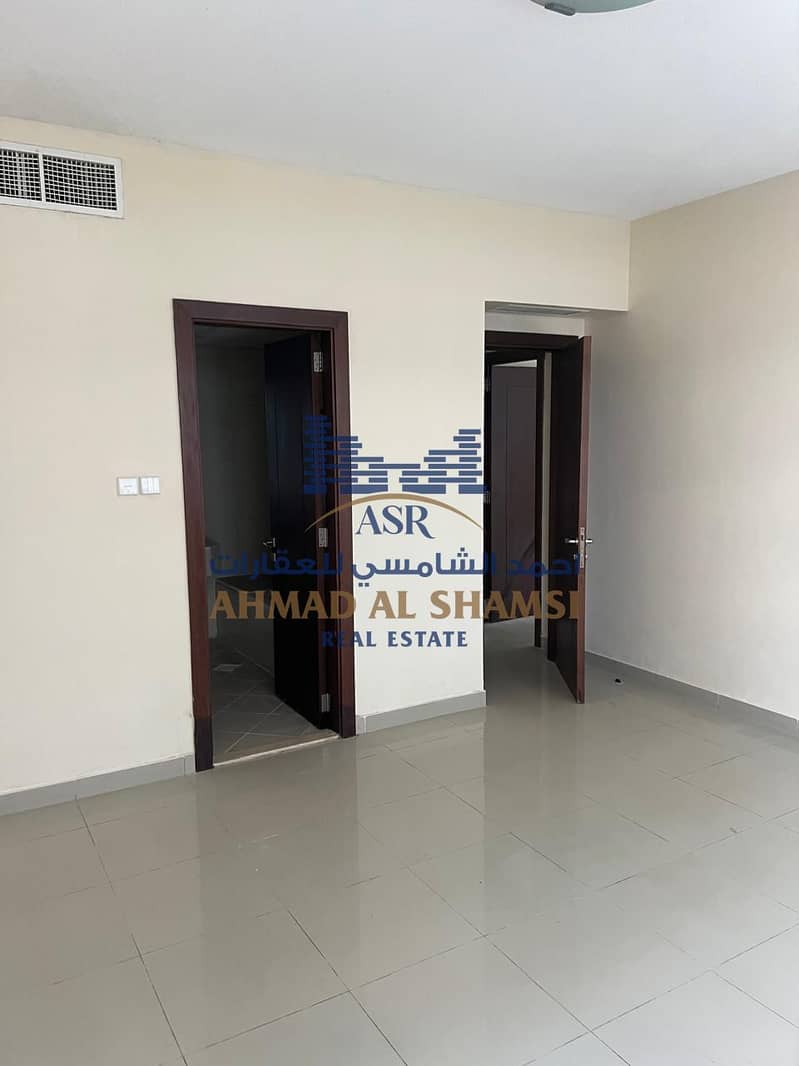 8 Sahara tower 3 1905 3bed+maid 2parking 3 wash room 80000 rent18. jpg