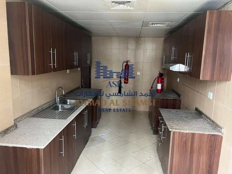 12 Sahara tower 3 1905 3bed+maid 2parking 3 wash room 80000 rent6. jpg