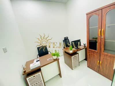 مکتب  للايجار في القرهود، دبي - 4bf412f7-aa7c-4c56-840f-1abfffe386a3. jpg