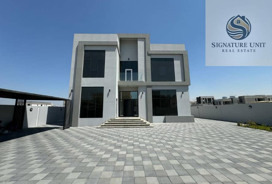 Luxurious 4BR | Modern |Maid Room