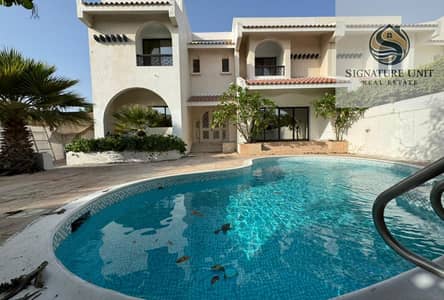 5 Bedroom Villa for Rent in Jumeirah, Dubai - | Well maintained | Private swimming pool |