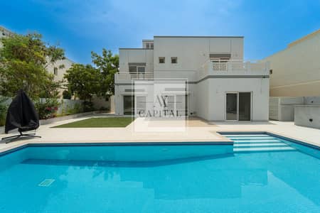 5 Bedroom Villa for Rent in The Meadows, Dubai - Lake View | Fully Upgraded & Fitted | Vacant