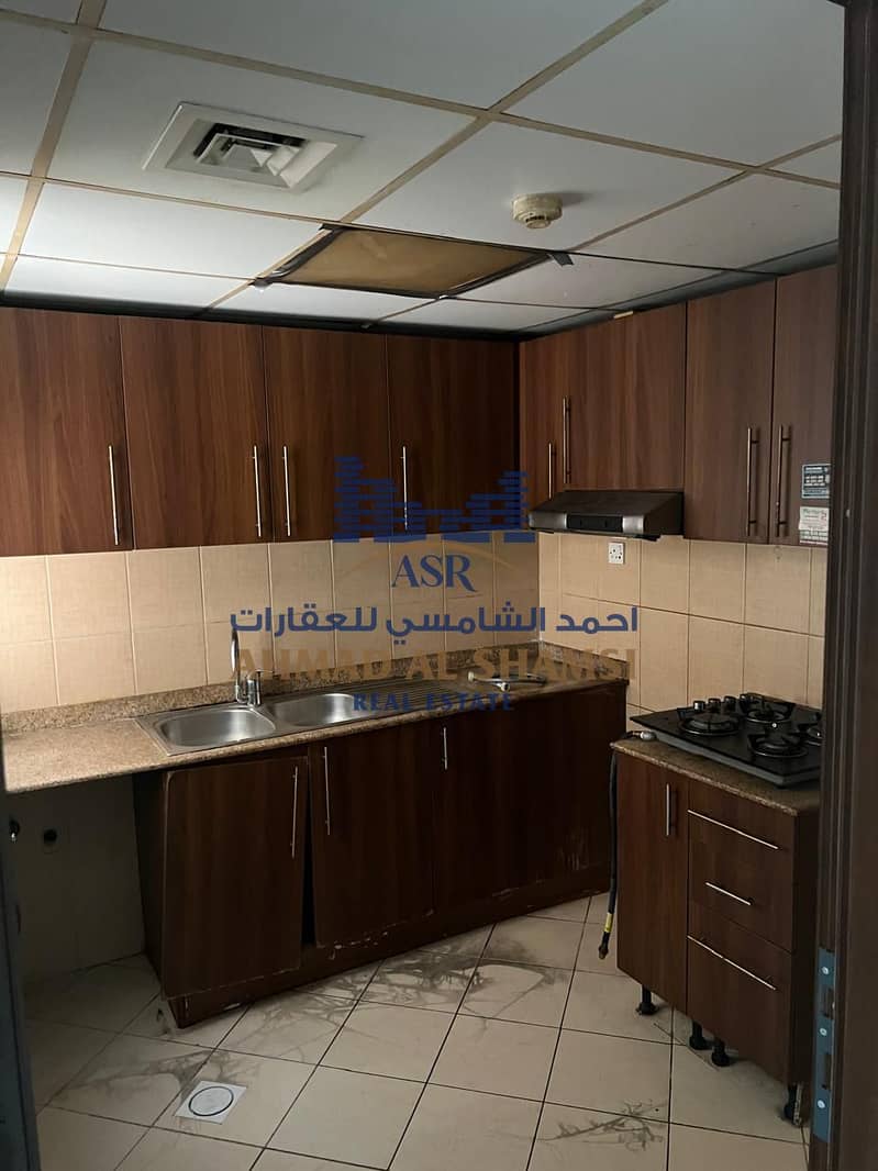 11 One bed room Sahara tower 2 for rent 2509 with balcony size 950sq. ft open views from balcony rent 4800023. jpg