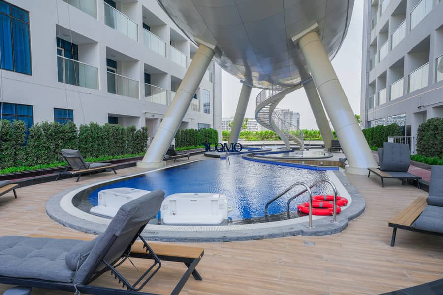 8 Swimming Pool. jpg