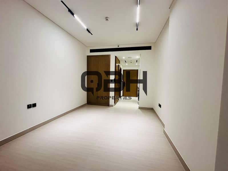 2 6fc44dee-f084-4d37-8e0c-ba726ff15abf. jpg