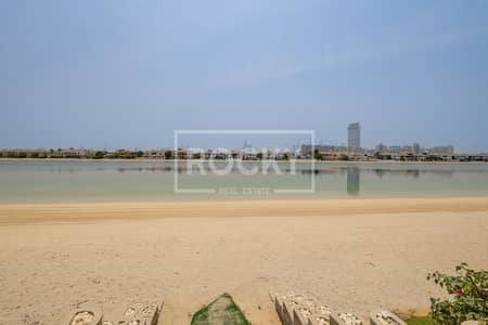 4 Bedroom Villa for Rent in Palm Jumeirah, Dubai - Ready To Move | Fully Furnished | With maids Room