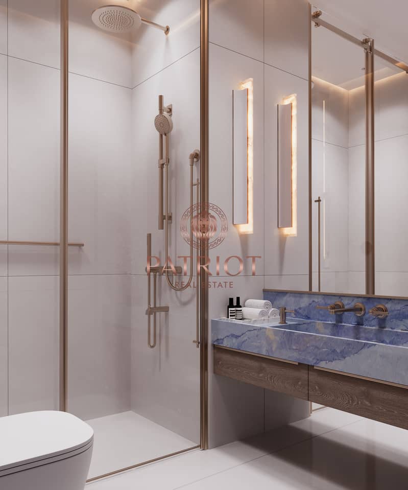 13 Bathroom (3). jpg