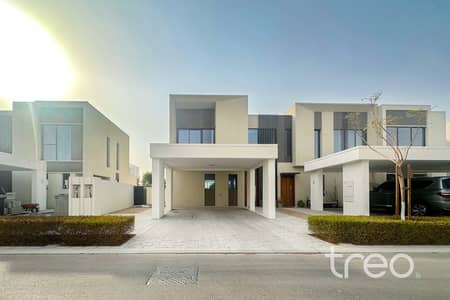 4 Bedroom Townhouse for Rent in The Valley by Emaar, Dubai - Park Facing | Single Row | Available Now
