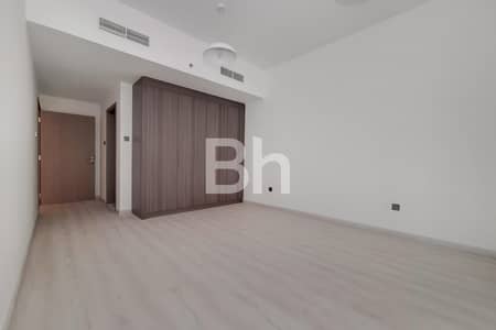 1 Bedroom Apartment for Rent in Sheikh Zayed Road, Dubai - Unfurnished |Close to Train Station |Move In Ready