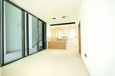 2 Bedroom Flat for Rent in Jumeirah Village Circle (JVC), Dubai - Brandnew| Corner| Private Pool | Kitchen Equipped