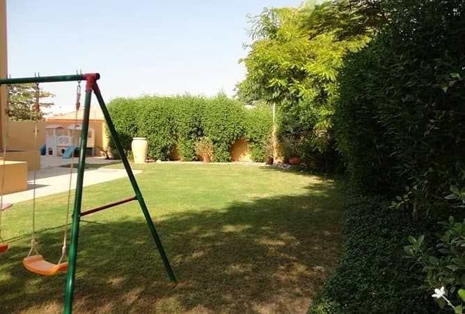 Very nice 4 Bedroom plus study villa with pvt garden in Umm SUqeim Very nice 4 Bedroom plus study villa with pvt garden in Umm SUqeim