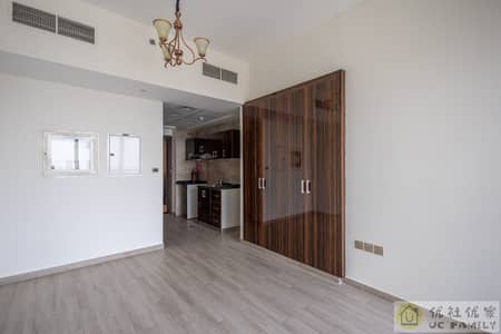 Studio for Rent in Jumeirah Village Triangle (JVT), Dubai - IMG_0650-HDR. jpg