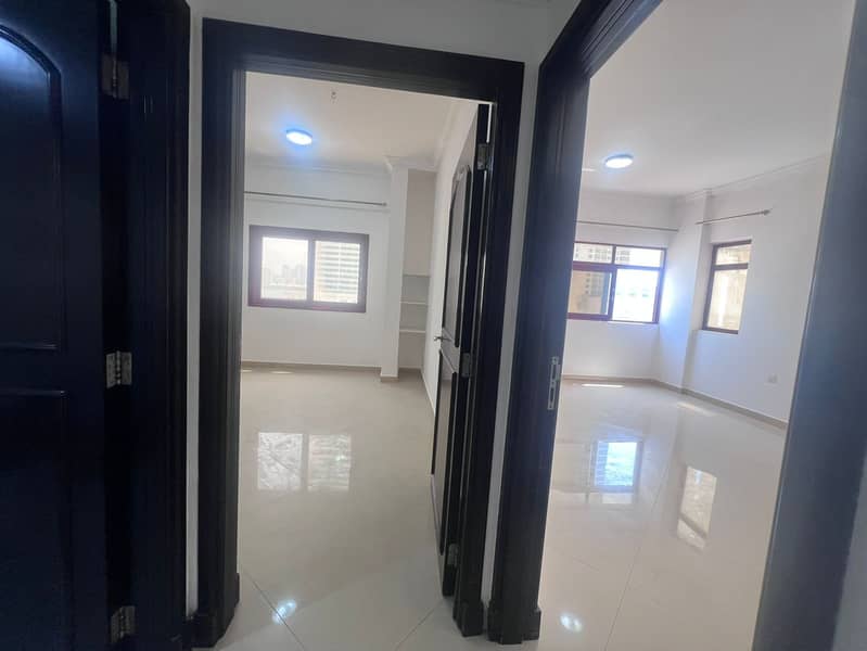 24 e6aed850-5d49-47aa-bb72-7e80feba5981. jpg