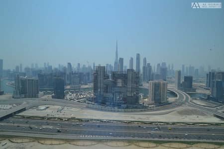 2 Bedroom Apartment for Rent in Business Bay, Dubai - Luxury 2 BHK | Burj Khalifa with Canal View | Furnished