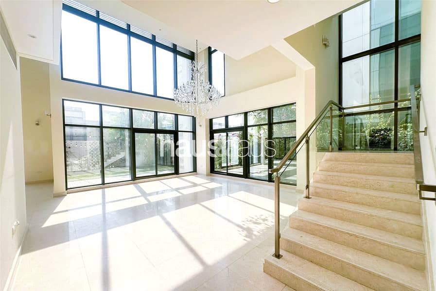 Genuine Seller | Best Priced | View it Today Genuine Seller | Best Priced | View it Today