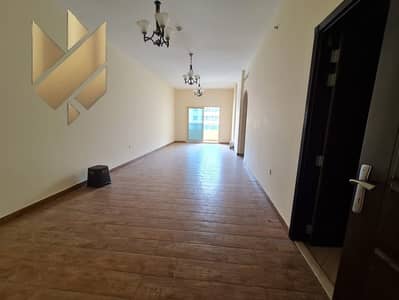 2 Cпальни Апартаменты в аренду в Мувайли Коммерческая, Шарджа - IMG-20250722-WA0318. jpg