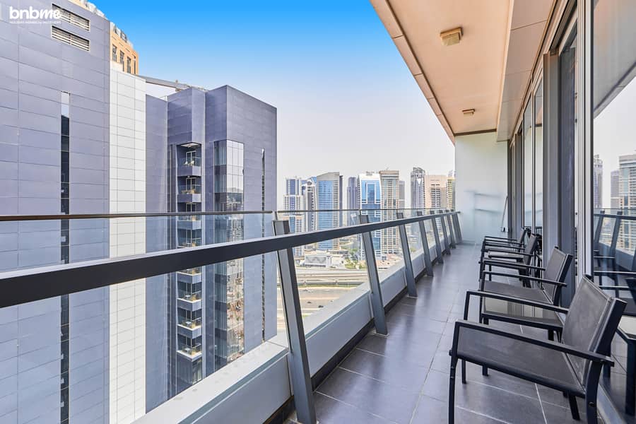 24 Balcony. jpg