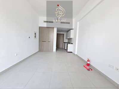 Studio for Rent in International City, Dubai - 20250519_163446. jpg