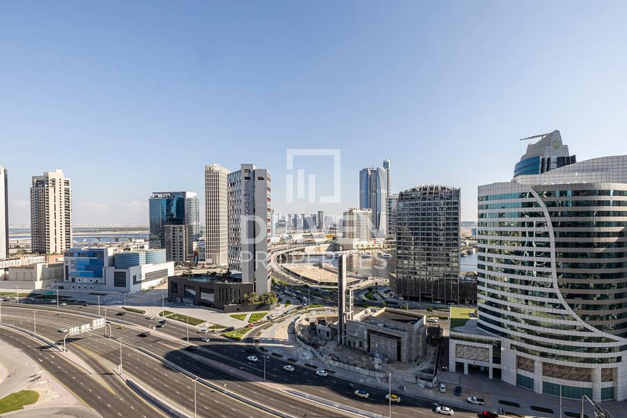位于迪拜市中心，至尊顶峰大厦（高塔露台） 1 卧室的公寓 125000 AED - 12322780