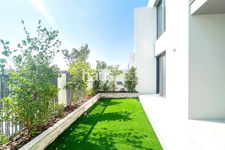 3 Bedroom Townhouse for Sale in Tilal Al Ghaf, Dubai - Upgraded | Single Row | Vacant in August