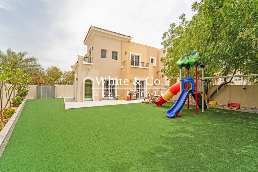 Price Reduction | Largest Plot | Upgraded Price Reduction | Largest Plot | Upgraded