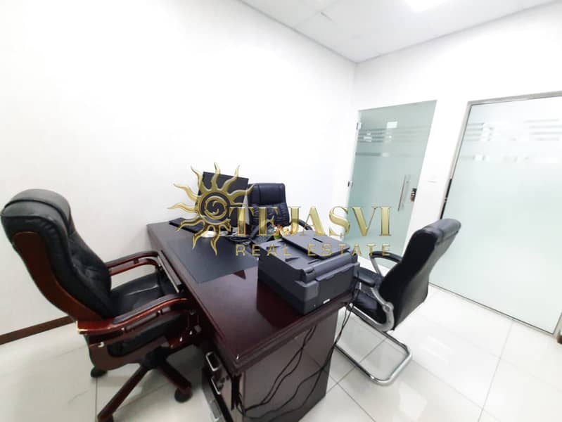 7 6a8e0a5d-8010-453d-8b2b-cd3fa0075083. jpg