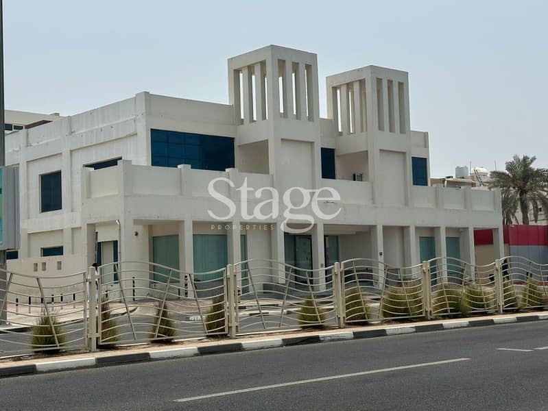 Prime Location | Bigger Commercial Villa | Vacant