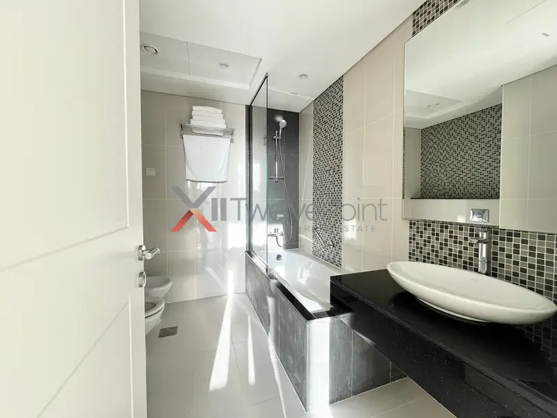 Vacant I Open Views | High-Floor 3-Bedroom