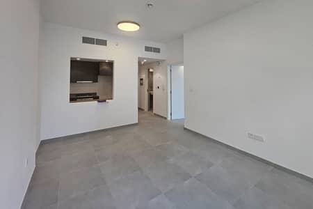1 Bedroom Flat for Sale in Aljada, Sharjah - Tenanted | Closed Kitchen | 2 Bathroom | Resale