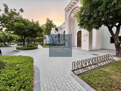 2 Bedroom Apartment for Rent in The Gardens, Dubai - b1084c72-bfdb-411f-80e2-6737ba758527. jpg