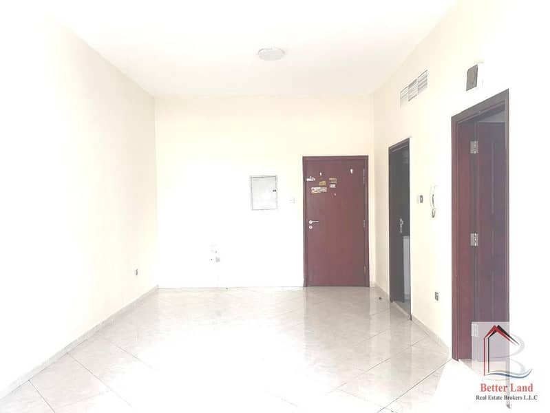 MP S 315 HALL 1. jpeg