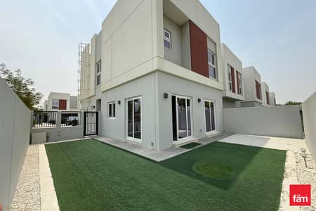 4 Bedroom Villa for Rent in Dubailand, Dubai - For Rent | 4 Bedroom Villa | Single Row |