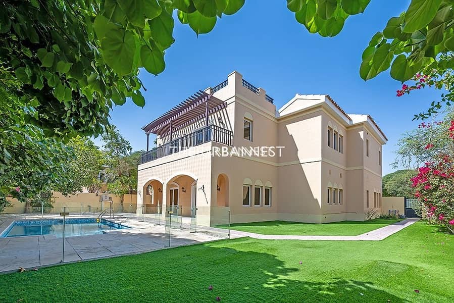 位于别墅区，庞德罗萨别墅区 5 卧室的别墅 8500000 AED - 12319211