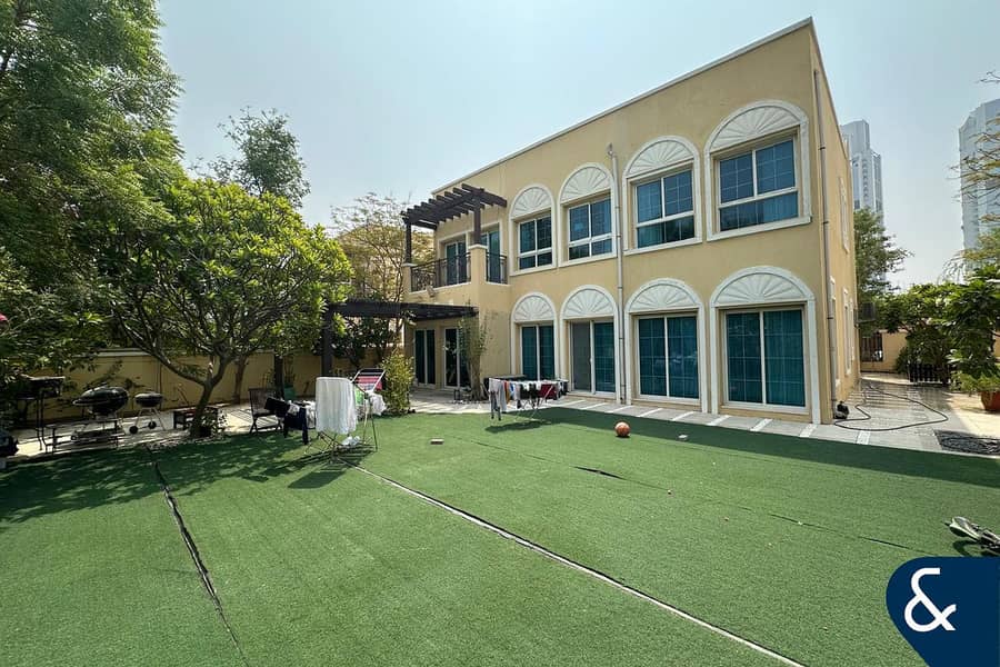 位于朱美拉三角小镇(JVT),JVT第2区,2C区 5 卧室的别墅 9355000 AED - 12325458 位于朱美拉三角小镇(JVT),JVT第2区,2C区 5 卧室的别墅 9355000 AED - 12325458
