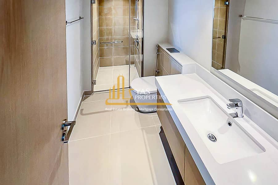 9 HARBOUR GATE TOWER 1 2BR APT-8. JPG