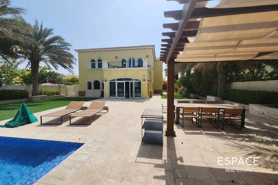 فیلا في ليجاسي،جميرا بارك 3 غرف 440000 درهم - 6362156 فیلا في ليجاسي،جميرا بارك 3 غرف 440000 درهم - 6362156
