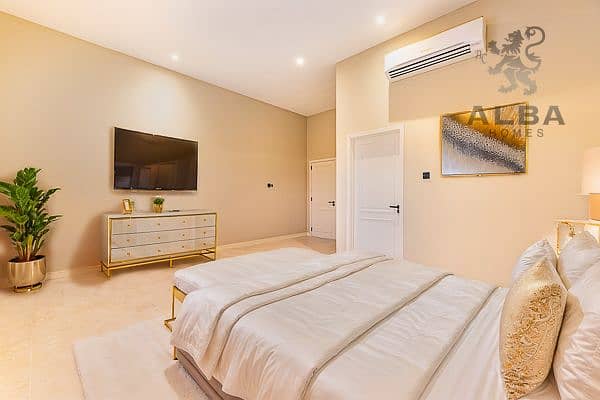 9 IMG_3057-HDR-Edit - Bedroom - Luxury - 2. jpg