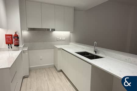 2 Bedroom Apartment for Rent in Umm Suqeim, Dubai - Elegant 2-Bedroom Apartment | VACANT |