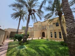 فیلا في البرشاء جنوب الأولى،البرشاء جنوب،البرشاء 5 غرف 360000 درهم - 12328774