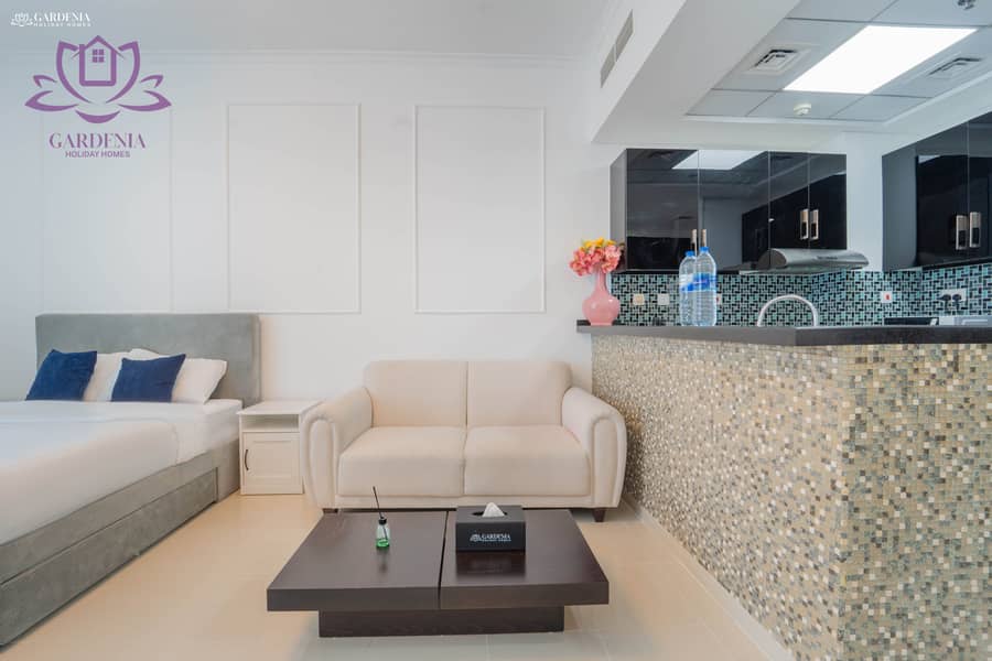 6 Livingroom. jpg