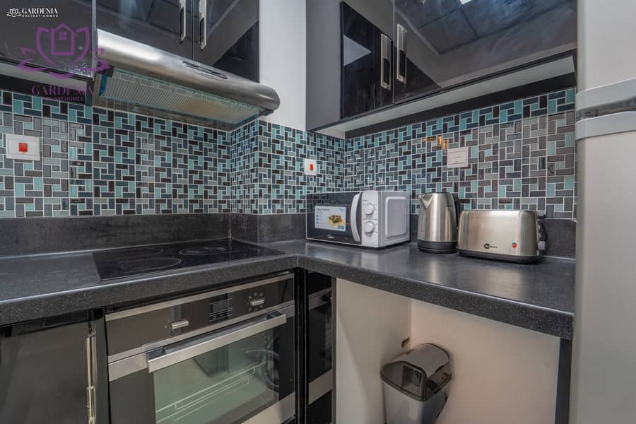 9 kitchen 2. jpg