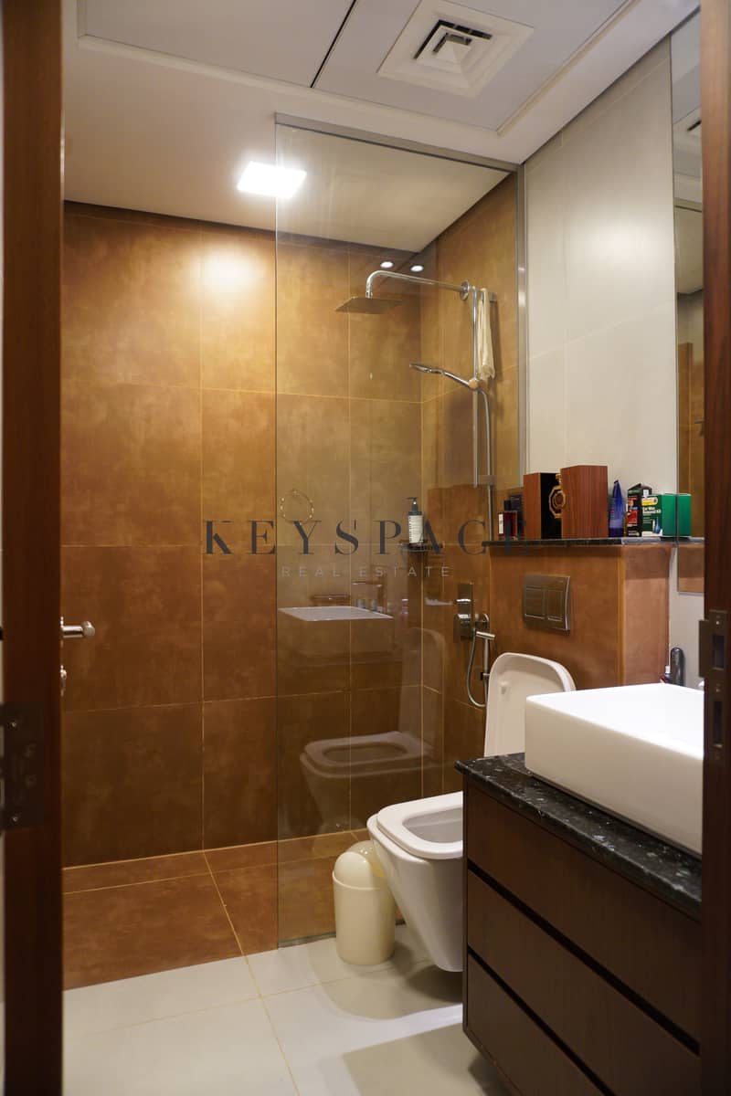 10 KSR00061. JPG
