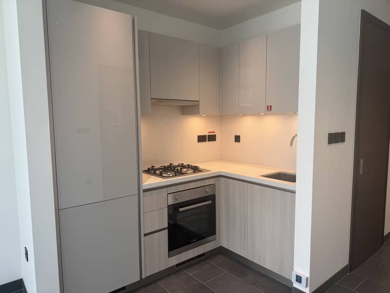 LOW FLOOR | Amenities view | BRAND NEW - Image 9