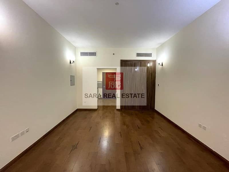 9 Living Room. jpg