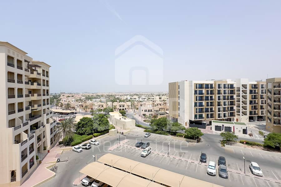 14 1BR-Marina-E-11. jpg