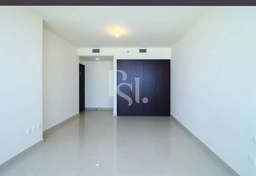 8 al-reem-tower-shams-abu-dhabi-bedroom (8). jpg