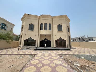 فیلا 5 غرف نوم للايجار في الخوانیج، دبي - فیلا في الخوانيج 1،الخوانیج 5 غرف 280000 درهم - 12330884