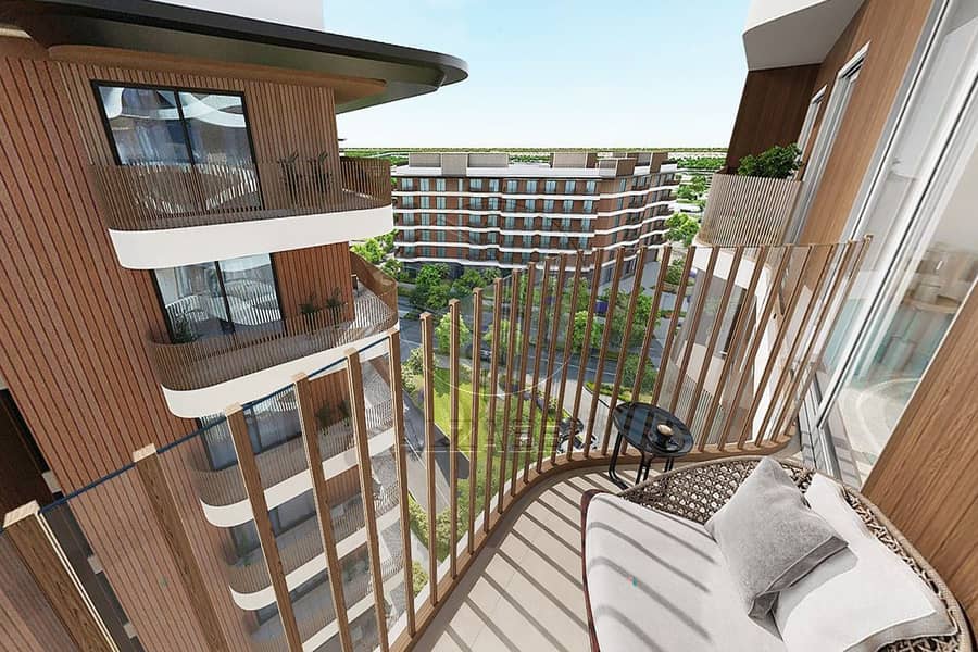 2 Balcony 1. jpg
